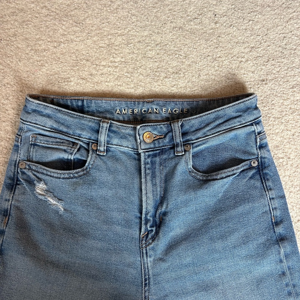 American Eagle Outfitters High Rise Blue Jeans